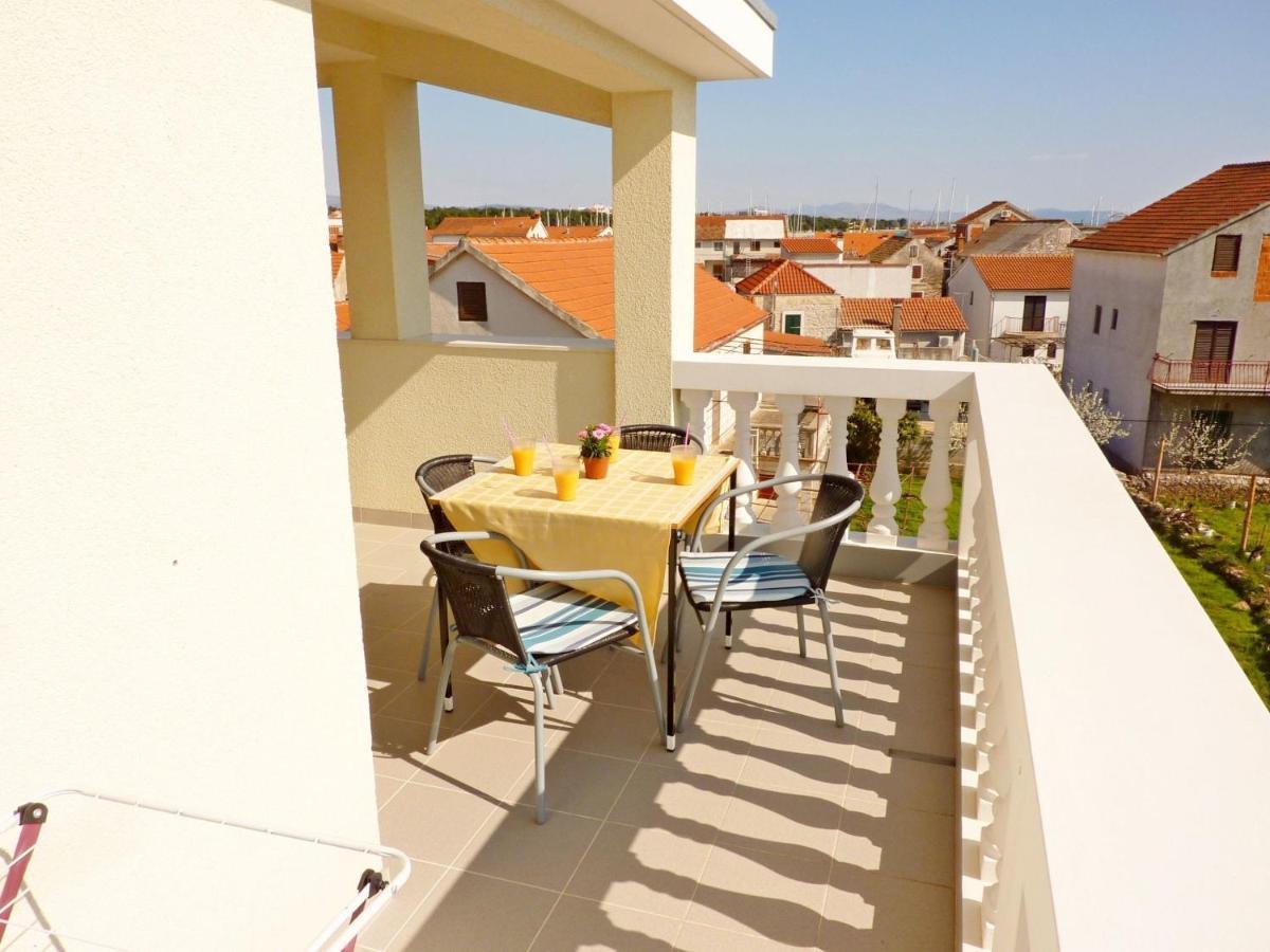Apartments Boris Vodice Exterior photo